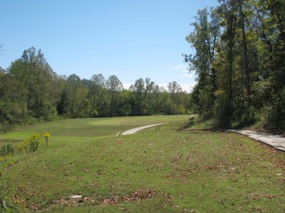 Old English Golf Course, Main course, Hole 13 Tee pad