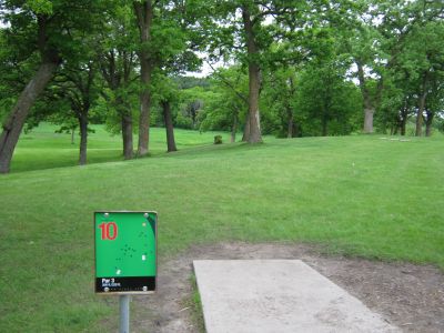 Crown College, Main course, Hole 10 Long tee pad