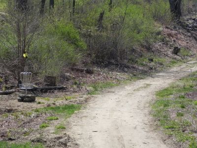 Petersham Country Club, Ross Run, Hole 8 Midrange approach