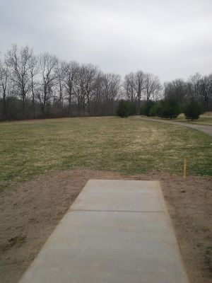 Vicksburg Recreation Area, Main course, Hole 1 Short tee pad