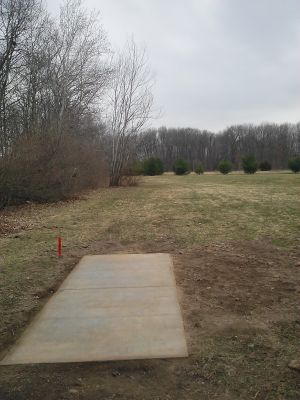 Vicksburg Recreation Area, Main course, Hole 1 Long tee pad