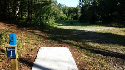 Grayling Township Park, Main course, Hole 2 Tee pad