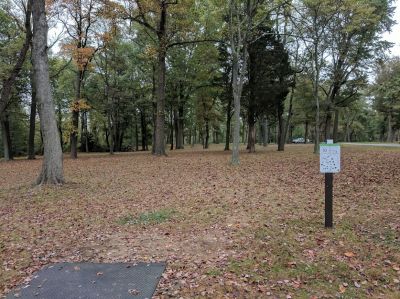 Thompson Park, Main course, Hole 10 Short tee pad