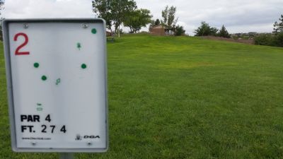 Vista Hills Park, Main course, Hole 2 Tee pad