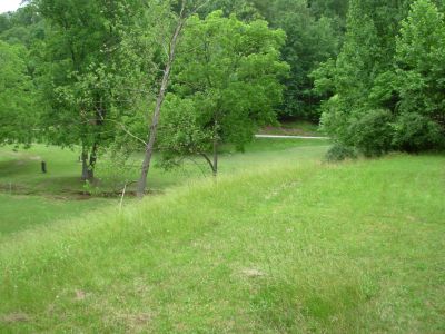 The Mountwood Monster, Main course, Hole 2 Short tee pad