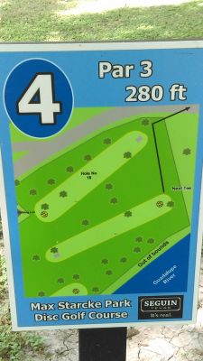 Max Starcke Park, Main course, Hole 4 Hole sign