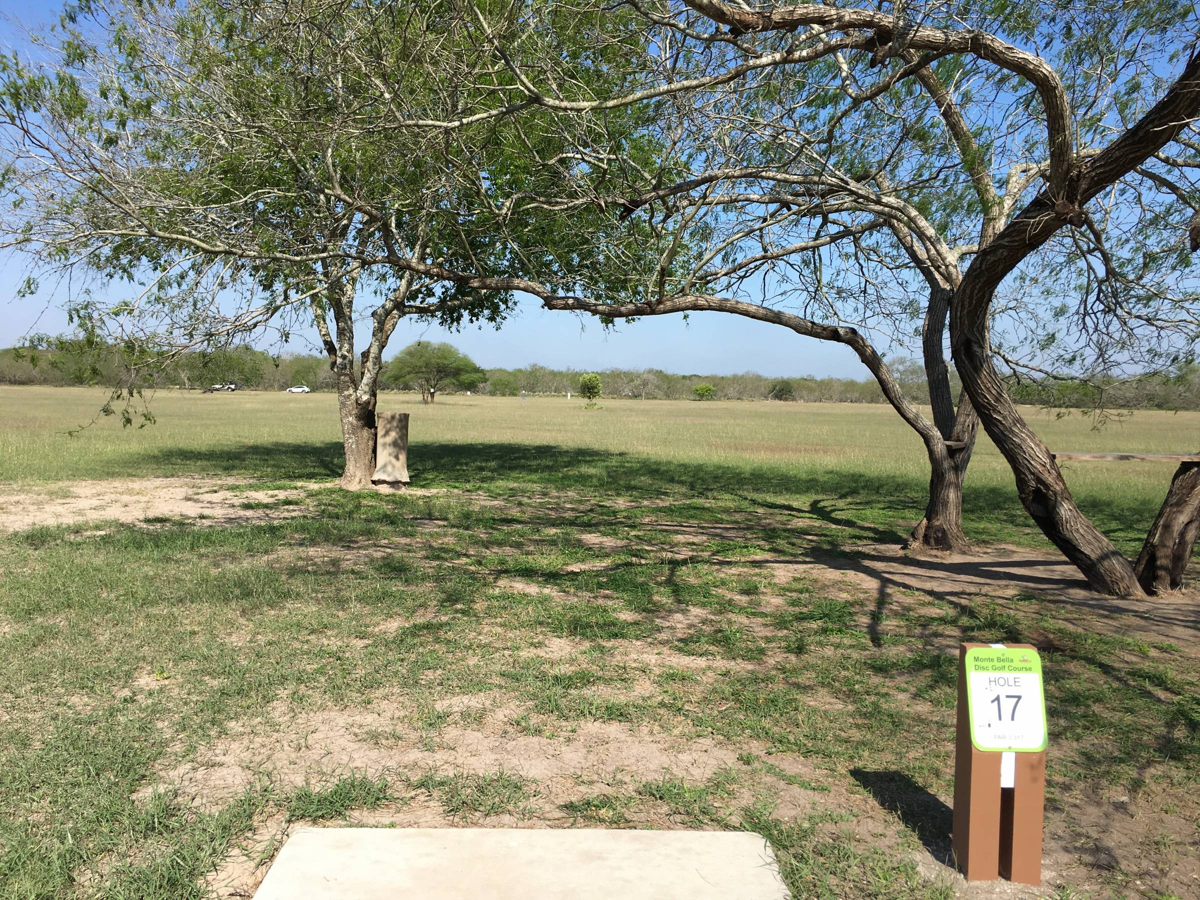 Hole 17 • Monte Bella DGC (Brownsville, TX) Disc Golf Courses Disc