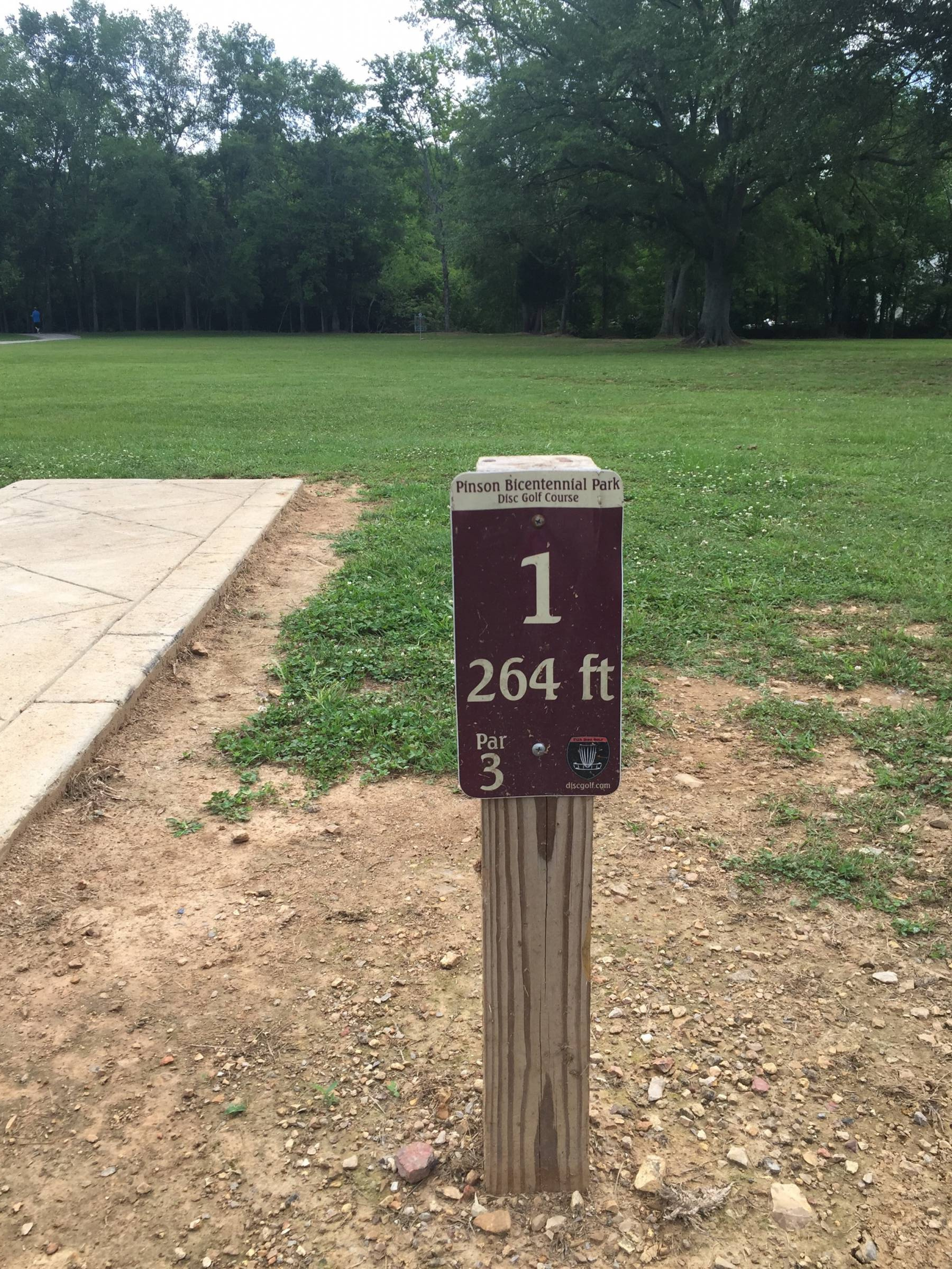 Hole 1 • Pinson Bicentennial Park (Pinson, AL) Disc Golf Courses