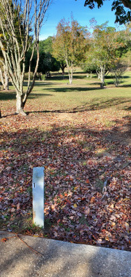 Municipal Park Red Course, Main course, Hole 1 Tee pad