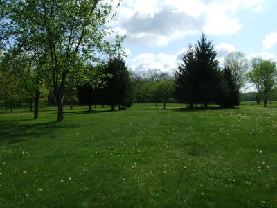 Heritage Park, Heritage Park DGC, Hole 9 Middle tee pad