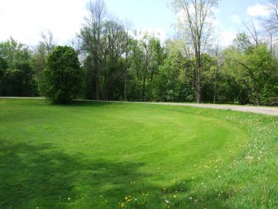 Heritage Park, Heritage Park DGC, Hole 11 Middle tee pad