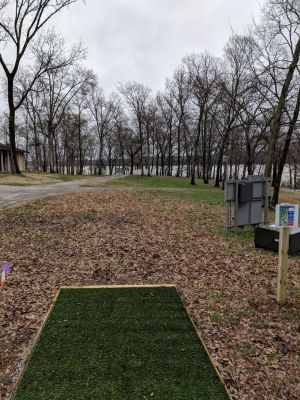 Chester Frost Park, Dallas Island DGC, Hole 1 Tee pad