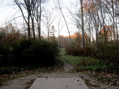 Hudson Mills Metropark, Original course, Hole 9 Short tee pad