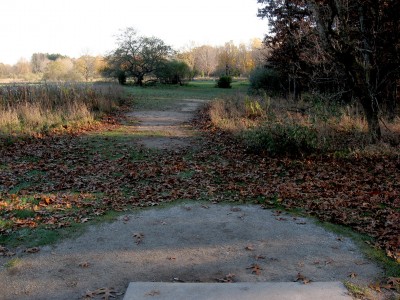 Hudson Mills Metropark, Original course, Hole 3 Short tee pad