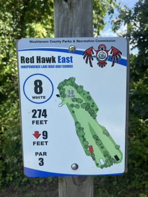 Independence Lake County Park, Red Hawk East, Hole 8 Hole sign