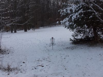 Cascade Township Park, Main course, Hole 11 Putt