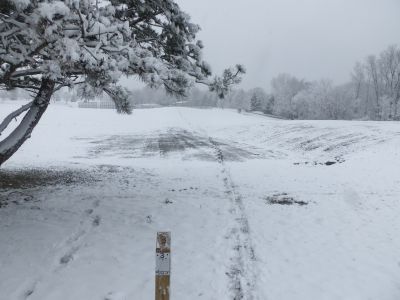 Cascade Township Park, Main course, Hole 3 Tee pad