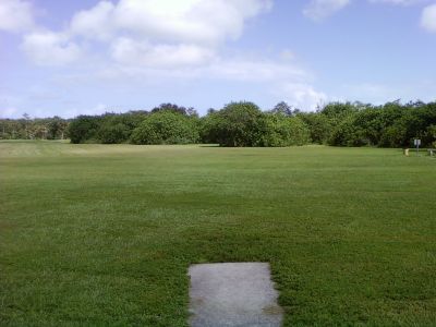 Tradewinds Park, Tradewinds, Hole 9 Short tee pad