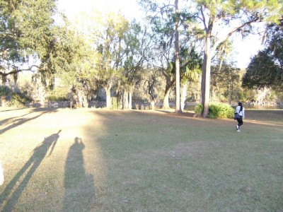 USF Riverfront Park, Main course, Hole 1 Midrange approach