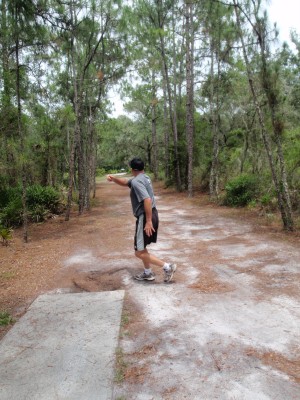 USF Riverfront Park, Main course, Hole 17 Tee pad