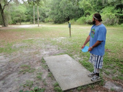 USF Riverfront Park, Main course, Hole 8 Tee pad