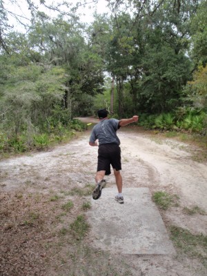 USF Riverfront Park, Main course, Hole 14 Tee pad