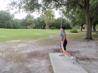 USF Riverfront Park, Main course, Hole 1 Tee pad