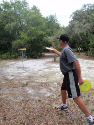 USF Riverfront Park, Main course, Hole 12 Putt