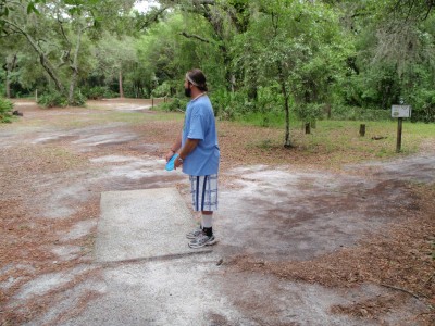 USF Riverfront Park, Main course, Hole 9 Tee pad