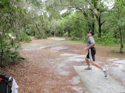 USF Riverfront Park, Main course, Hole 9 Tee pad